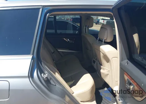 2011 Mercedes-Benz Glk 350 z USA, uszkodzony, nr VIN WDCGG5GBXBF609704